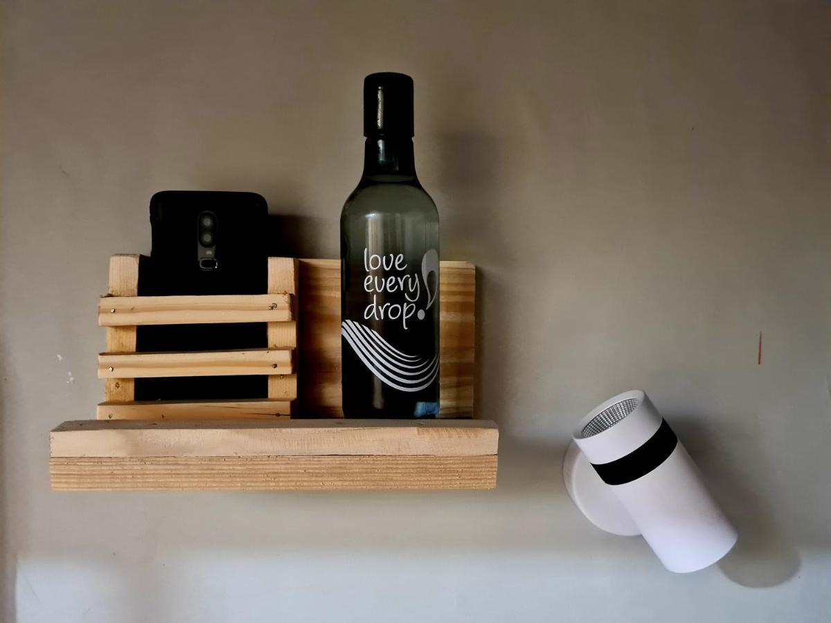 Hoshtel99 - Prime - Stay, Cowork And Cafe Пуна Экстерьер фото